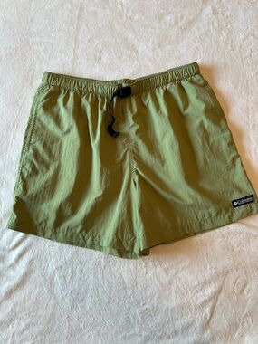 Columbia Women’s Shorts Size Large
